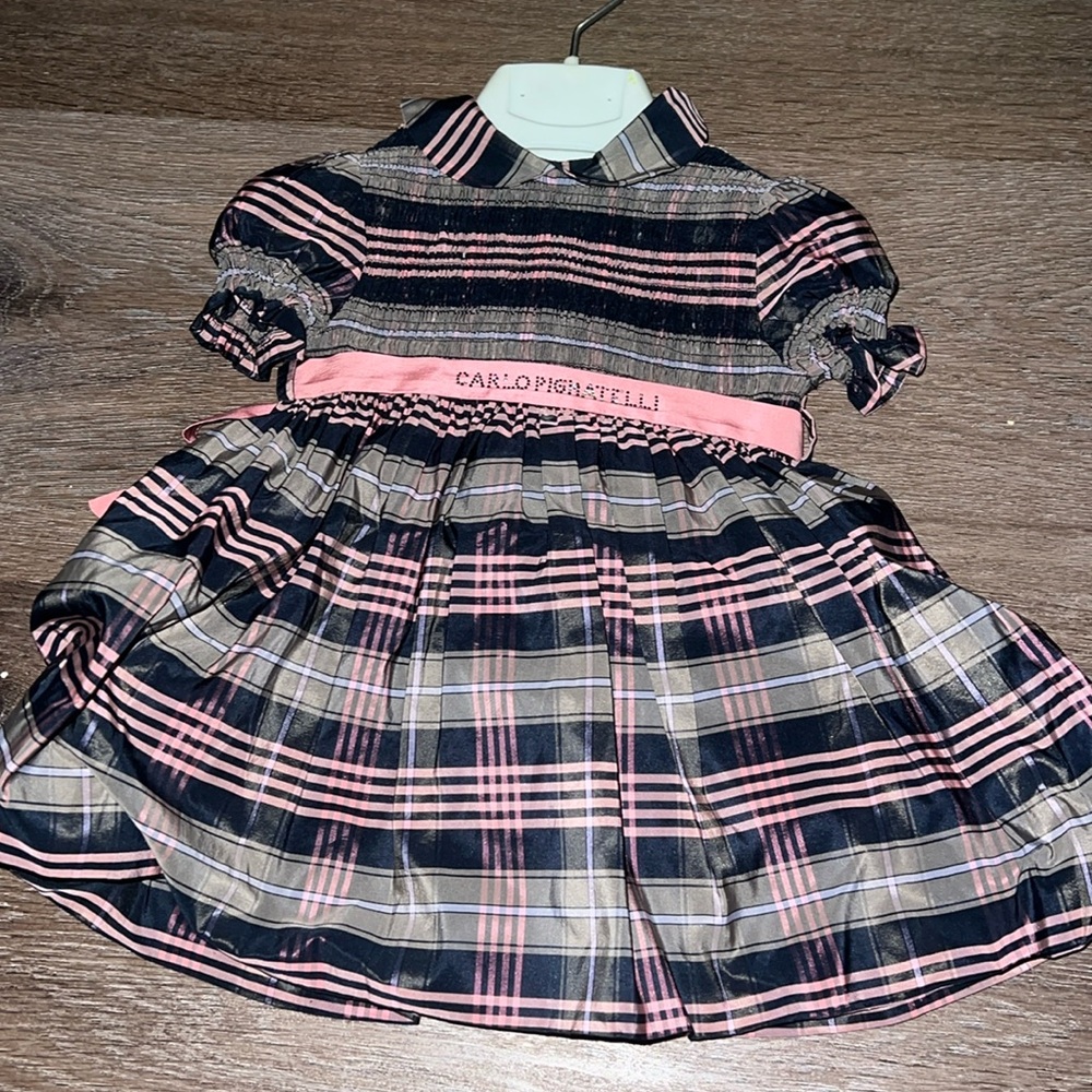 Carlo Pignatelli fancy Peter Pan collar dress.GUC for missing stone in logo. 6Mo